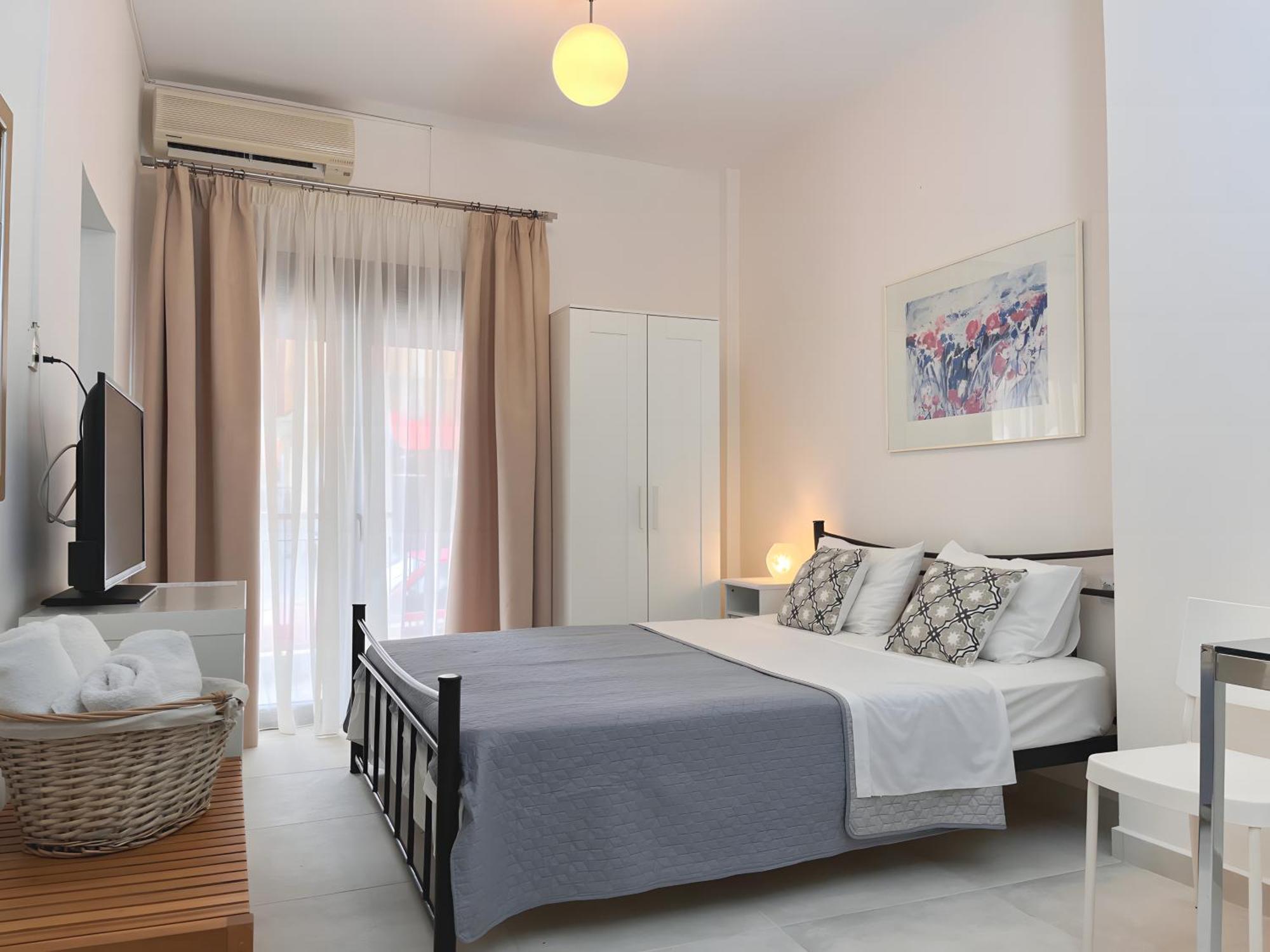 Almira Studios Sarti Luaran gambar